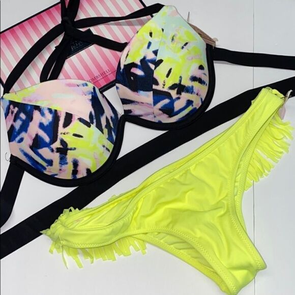 NEW VICTORIA SECRET SWIMSUIT 2PC 34C/S - Picture 1 of 9